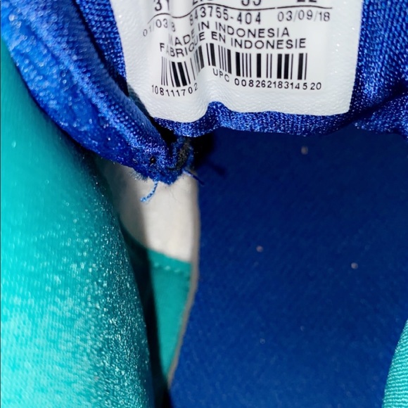 Nike’s - Picture 4 of 4